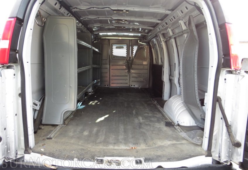 2019 Chevrolet Express Cargo Van - Image 9