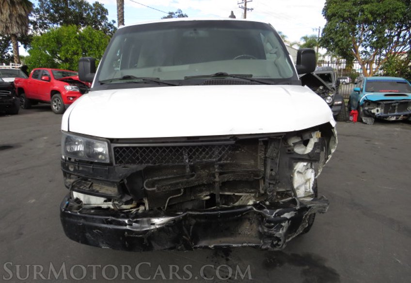 2019 Chevrolet Express Cargo Van - Image 13