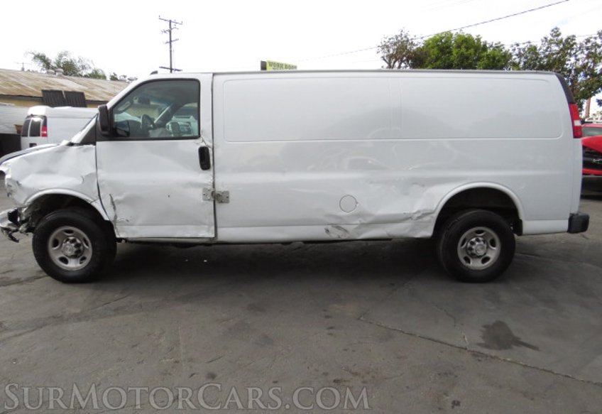 2019 Chevrolet Express Cargo Van - Image 4