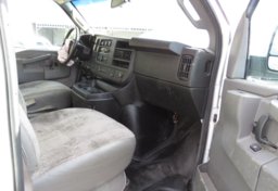 2019 Chevrolet Express Cargo Van - Image 18