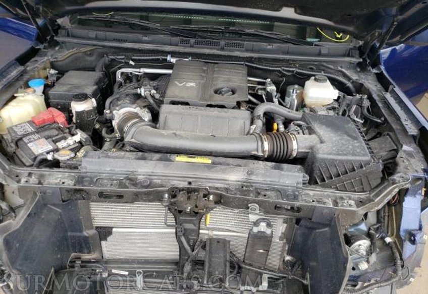 2022 Nissan Frontier - Image 8