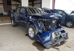 2022 Nissan Frontier - Image 2