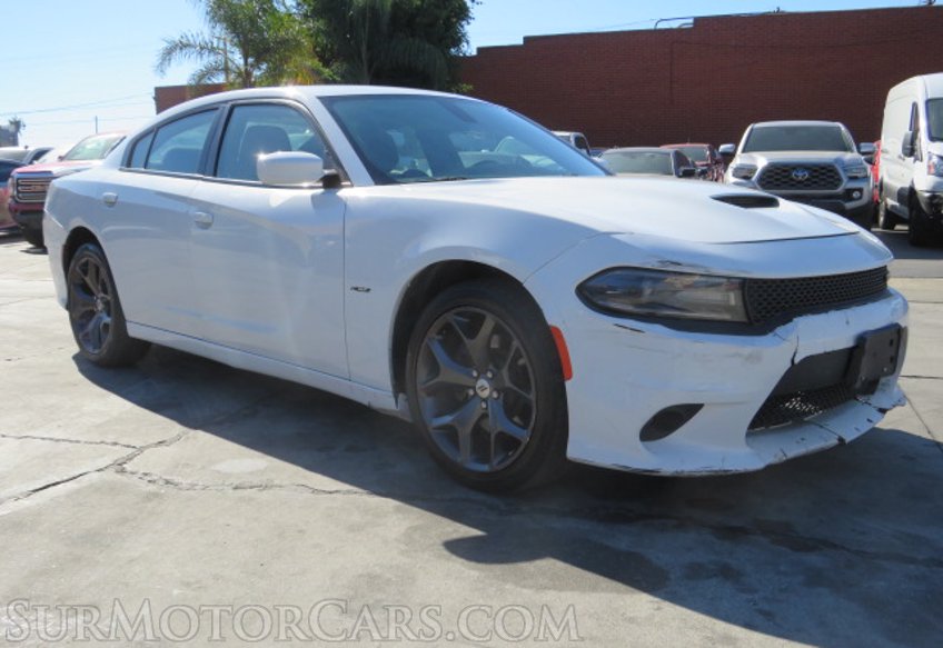 2019 Dodge Charger - Image 4