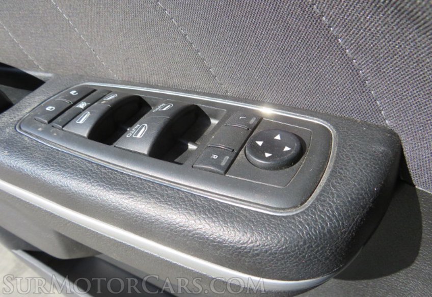 2019 Dodge Charger - Image 38