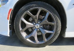 2019 Dodge Charger - Image 18