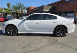 2019 Dodge Charger - Image 5