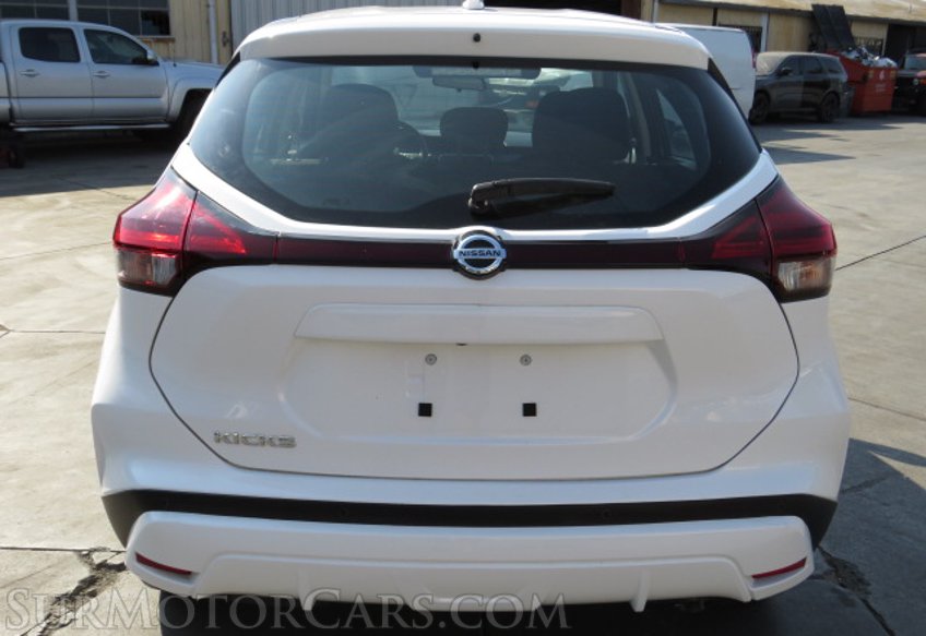 2021 Nissan Kicks - Image 9