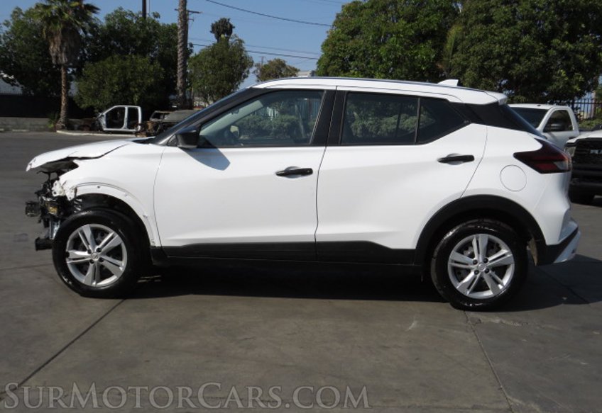 2021 Nissan Kicks - Image 11