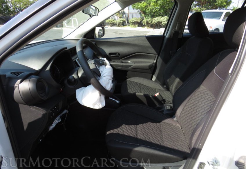 2021 Nissan Kicks - Image 24