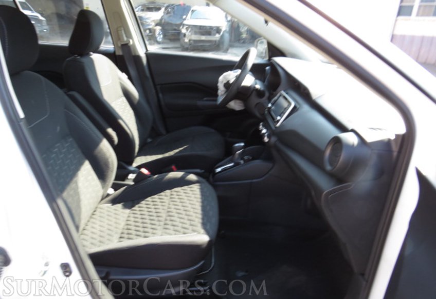 2021 Nissan Kicks - Image 23
