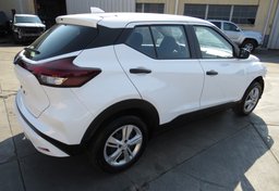 2021 Nissan Kicks - Image 5