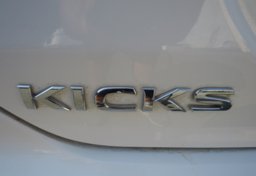 2021 Nissan Kicks - Image 17