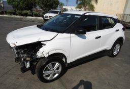 2021 Nissan Kicks - Image 2