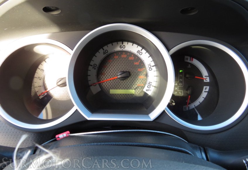 2015 Toyota Tacoma - Image 33