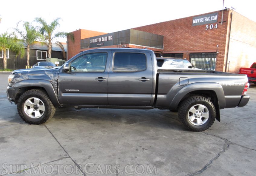 2015 Toyota Tacoma - Image 10