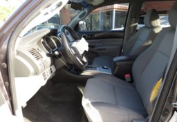 2015 Toyota Tacoma - Image 23