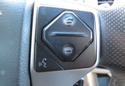 2015 Toyota Tacoma - Image 36