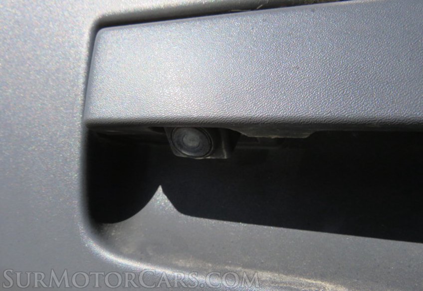 2020 Nissan Frontier - Image 14