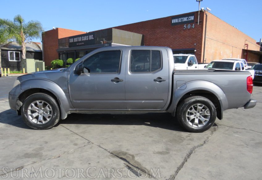 2020 Nissan Frontier - Image 5