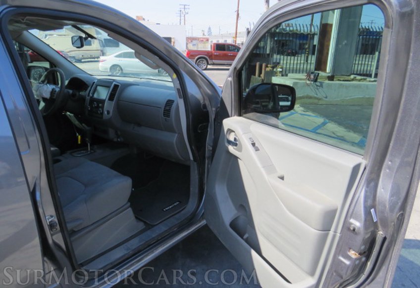 2020 Nissan Frontier - Image 21