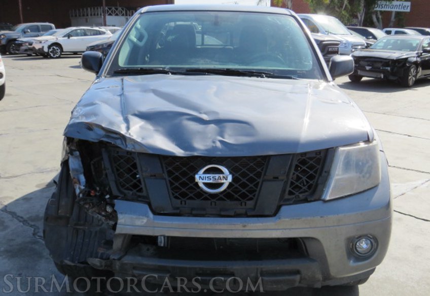 2020 Nissan Frontier - Image 15