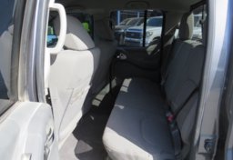 2020 Nissan Frontier - Image 29