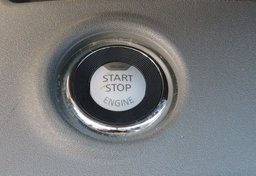 2020 Nissan Frontier - Image 40