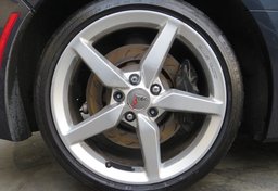 2015 Chevrolet Corvette - Image 16