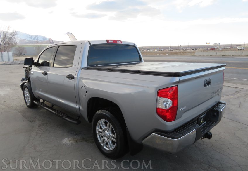 2017 Toyota Tundra 4WD - Image 5