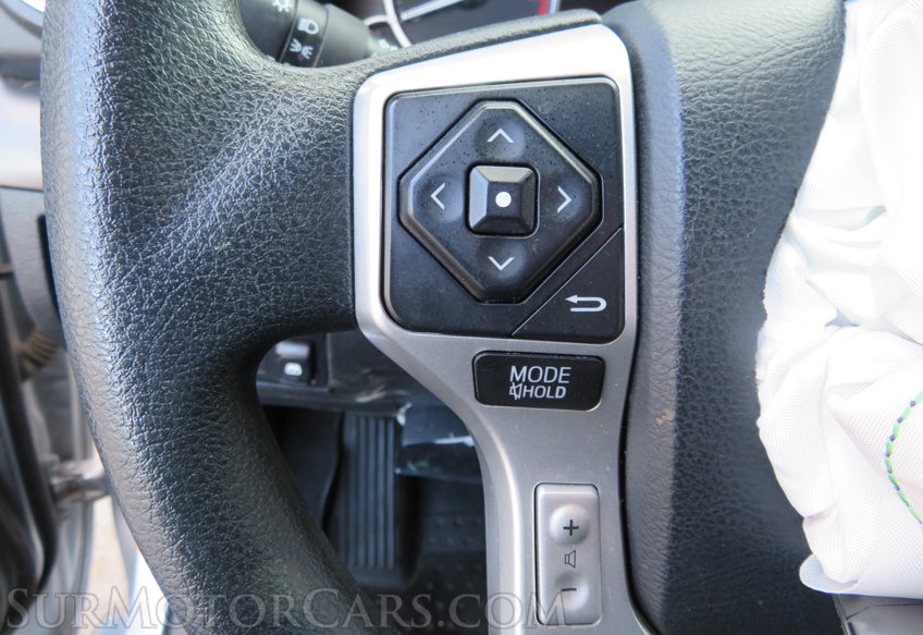 2017 Toyota Tundra 4WD - Image 33