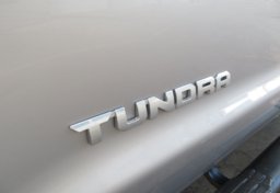 2017 Toyota Tundra 4WD - Image 19