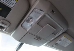 2017 Toyota Tundra 4WD - Image 39