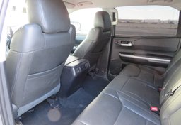 2017 Toyota Tundra 4WD - Image 29