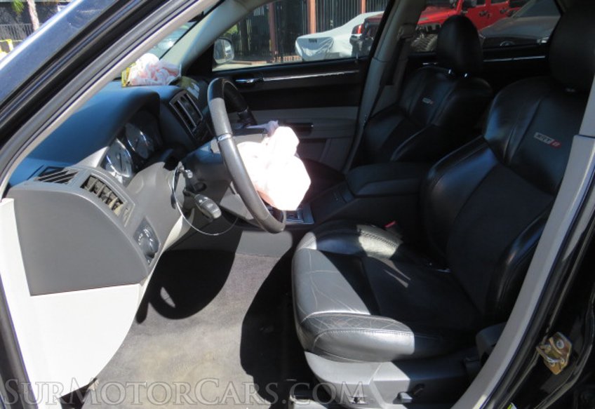 2006 Chrysler 300 - Image 42