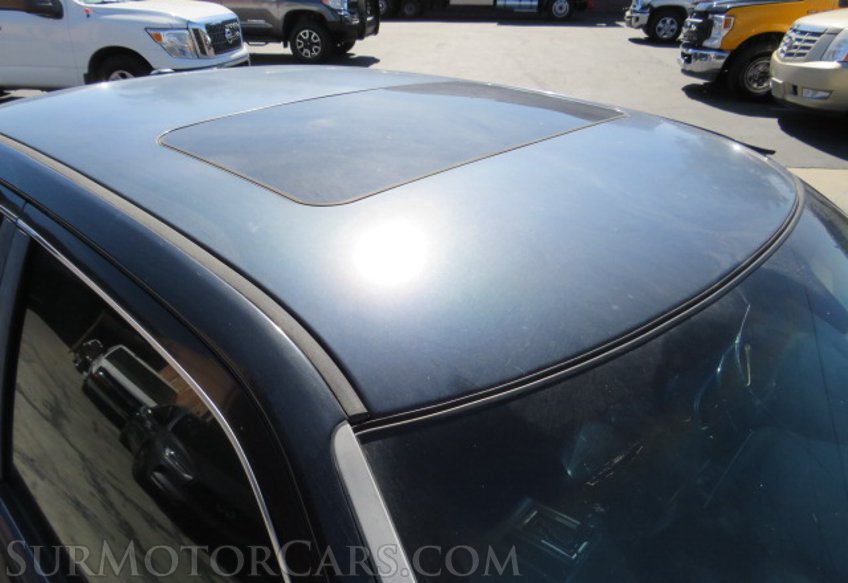 2006 Chrysler 300 - Image 15