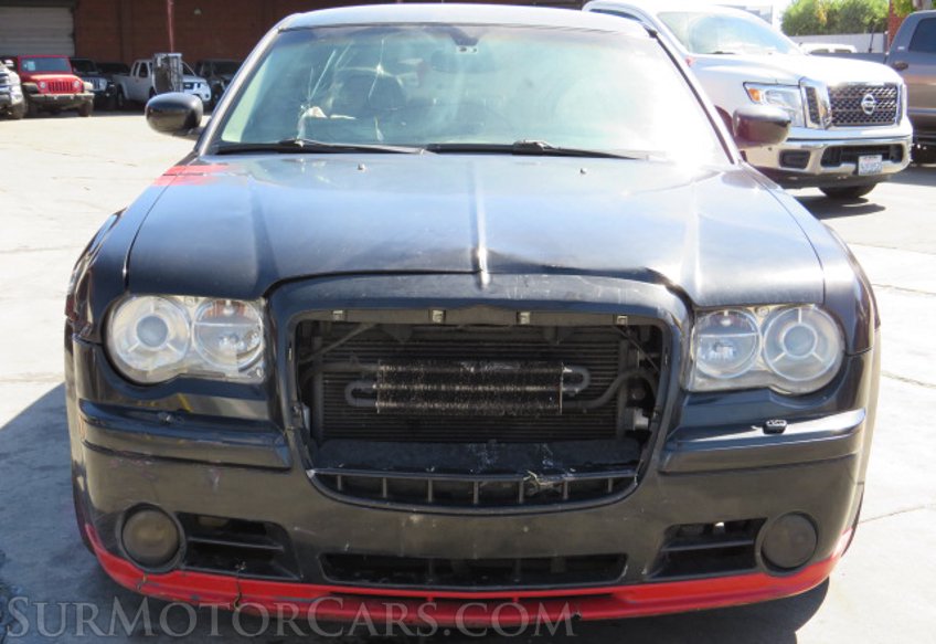 2006 Chrysler 300 - Image 11