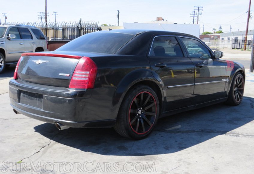 2006 Chrysler 300 - Image 7