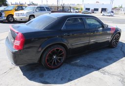 2006 Chrysler 300 - Image 6