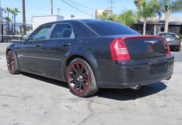 2006 Chrysler 300 - Image 9