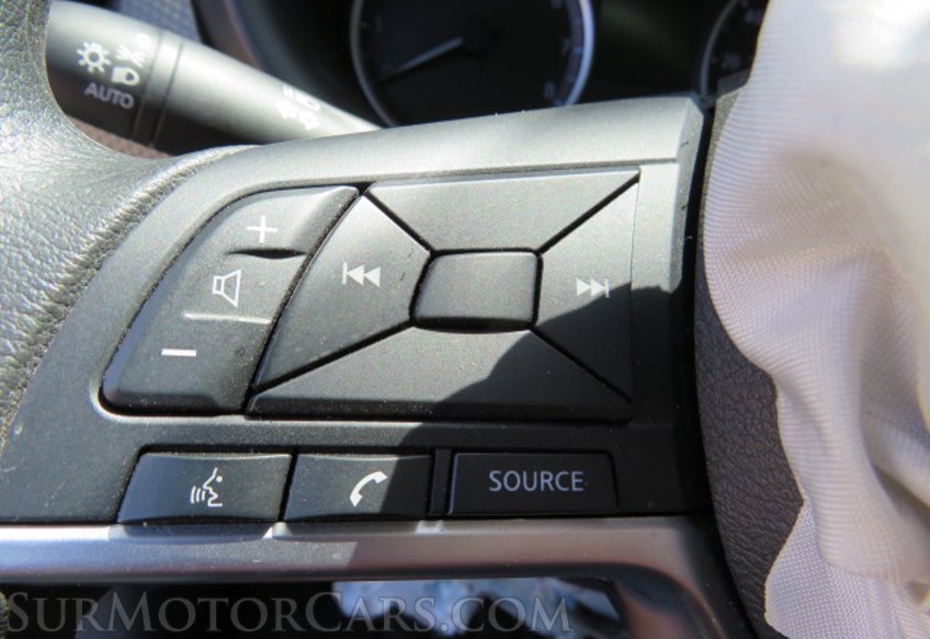 2020 Nissan Kicks - Image 31
