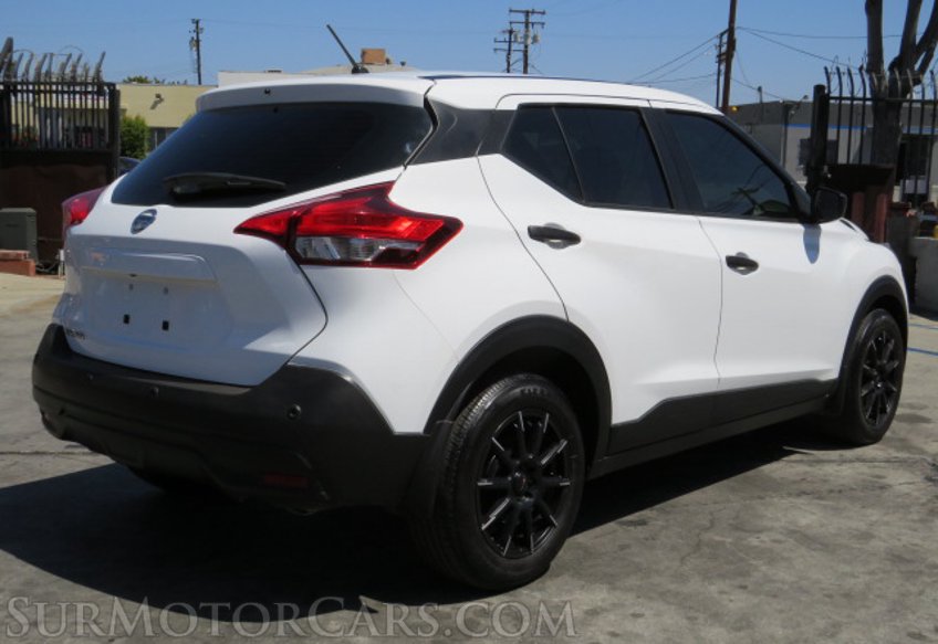 2020 Nissan Kicks - Image 8