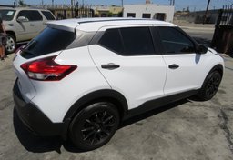 2020 Nissan Kicks - Image 6