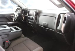 2019 Chevrolet Silverado 1500 LD - Image 32