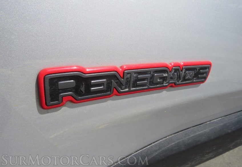 2018 Jeep Renegade - Image 16