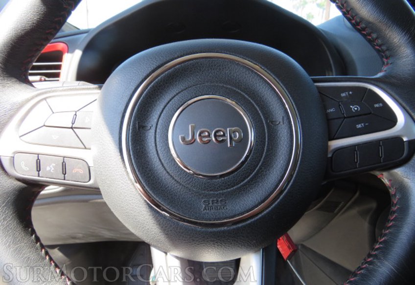 2018 Jeep Renegade - Image 36