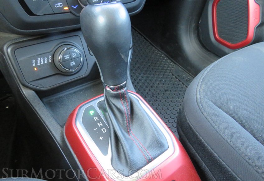 2018 Jeep Renegade - Image 48