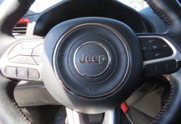 2018 Jeep Renegade - Image 36