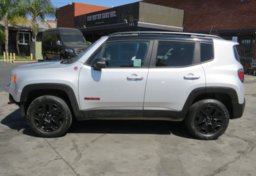 2018 Jeep Renegade - Image 6