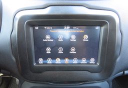 2018 Jeep Renegade - Image 43