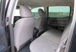 2019 Toyota Tacoma 4WD - Image 29